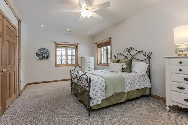 Additional image 37 of 172 Hillcrest Ave