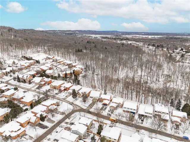 Additional image 42 of 119 Watsons Lane