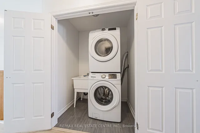 Additional image 37 of 13 Sail Rd