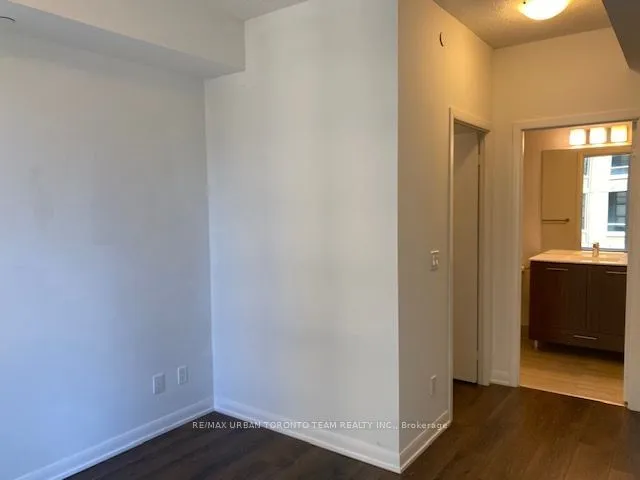 Additional image 19 of 435 Richmond St Unit 514