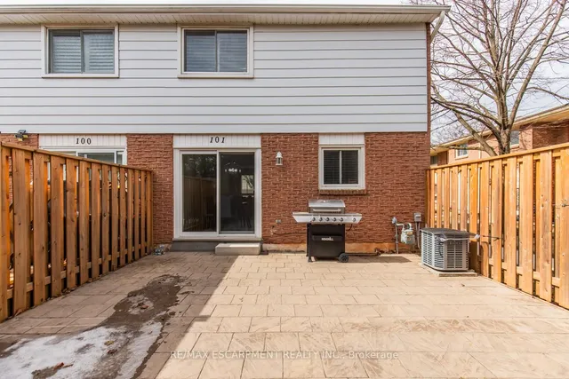 Additional image 43 of 150 Gateshead Cres Unit 101