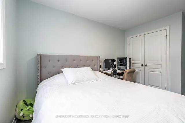 Additional image 30 of 173 Penny Lane