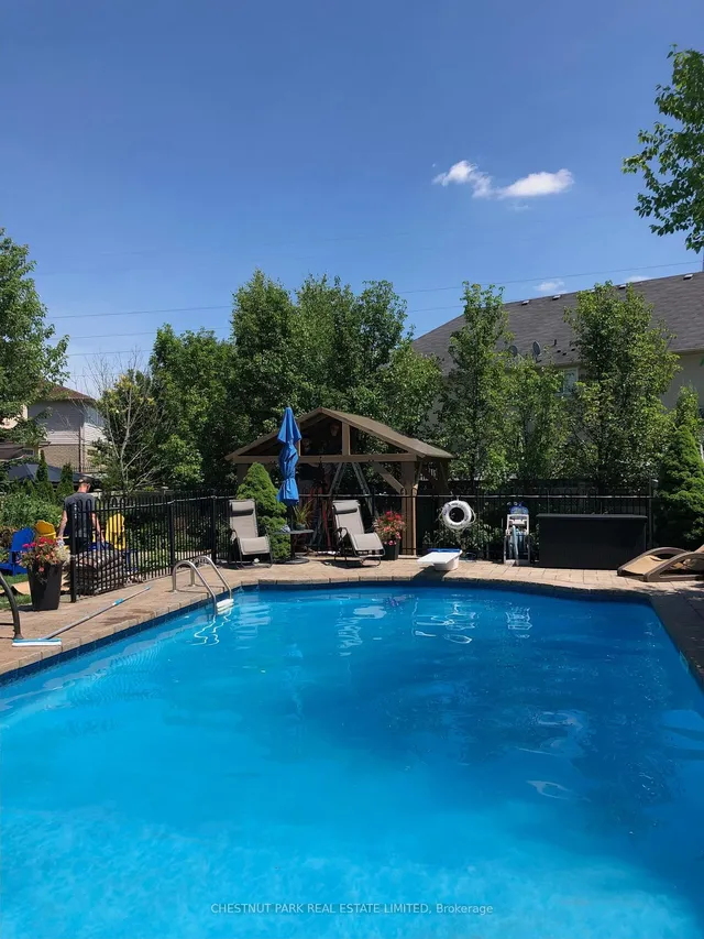 Additional image 32 of 48 Playfair Crt