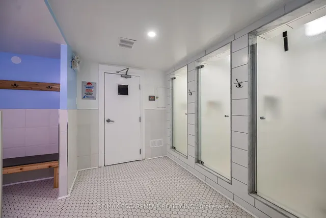 Additional image 38 of 1966 MAIN St Unit 502