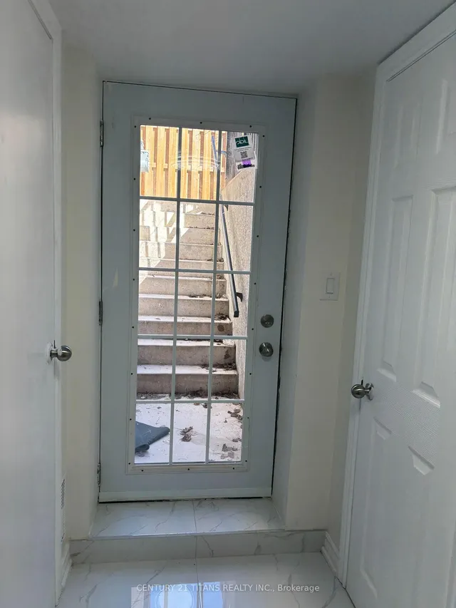 Additional image 3 of 19 Castor Cres