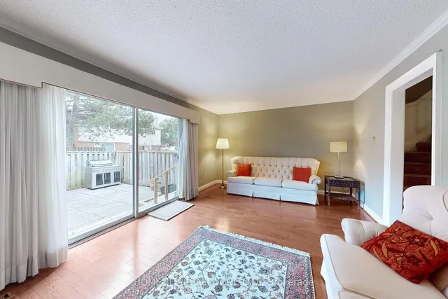 Additional image 4 of 91 L'amoreaux Dr Unit 76