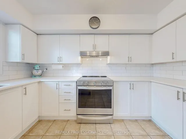 Additional image 13 of 14 Formula Crt