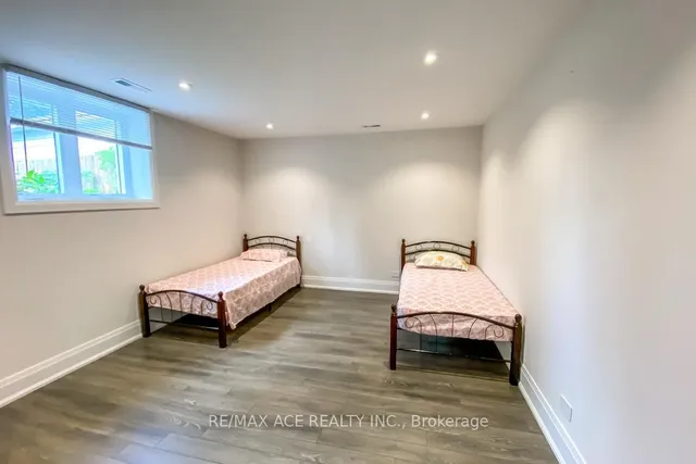 Additional image 23 of 44 Muir Dr