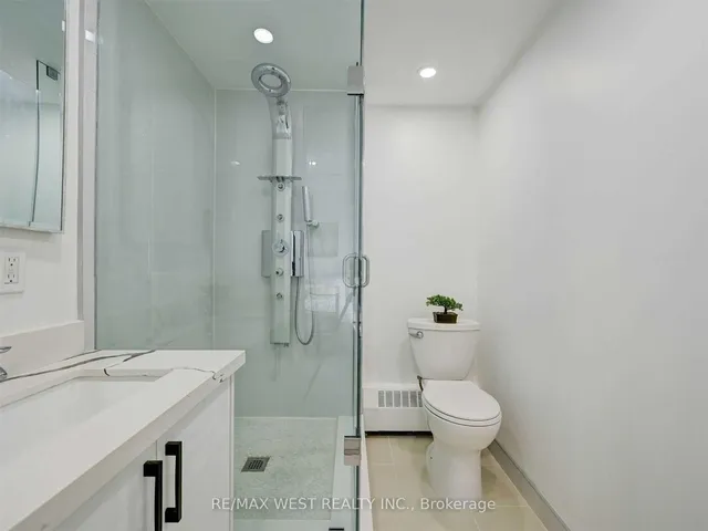 Additional image 22 of 1615 Bloor St Unit 411