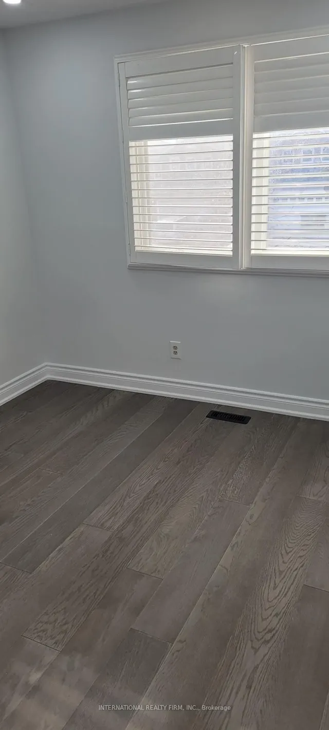 Additional image 38 of 27 Charcoal Dr