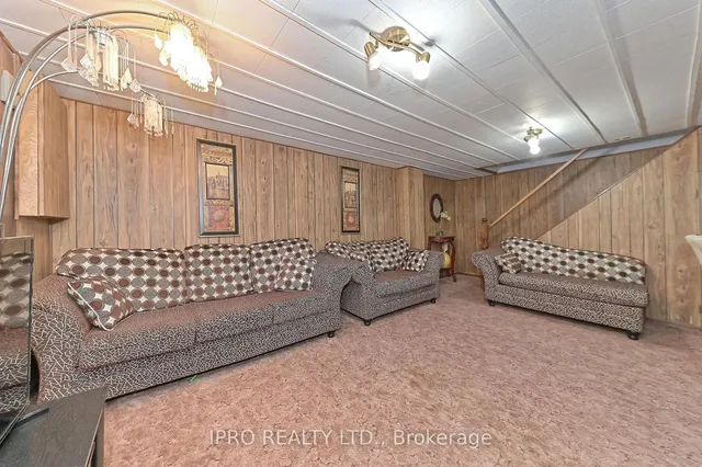 Additional image 29 of 98 Riverdale Dr