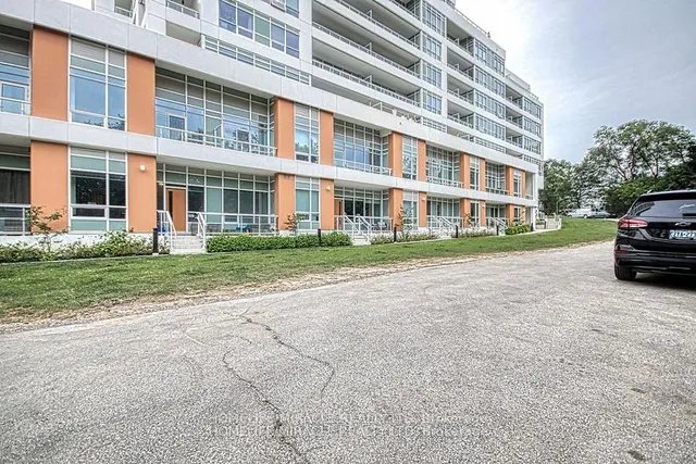 10 Wilby Cres Unit 402