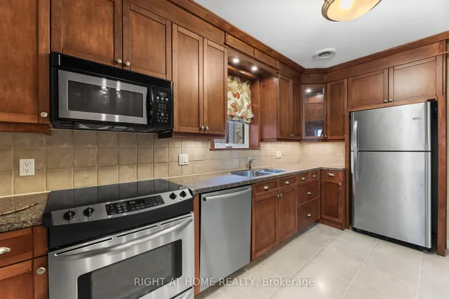 Additional image 24 of 250 Joicey Blvd