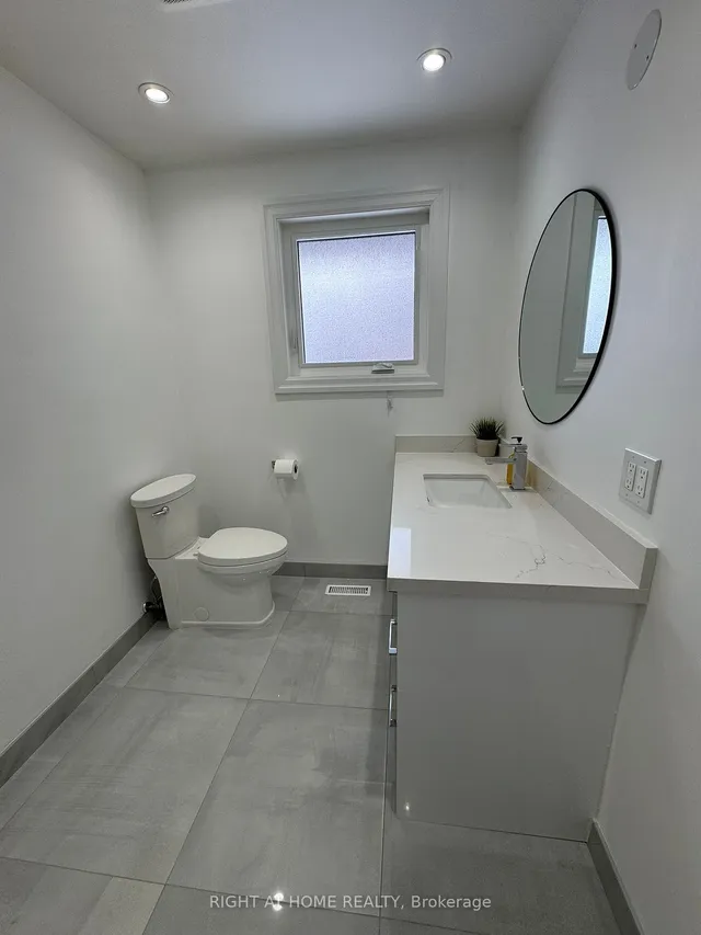 Additional image 20 of 22 Silverthorne Bush Dr