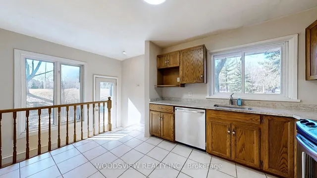 Additional image 16 of 98 Wigmore Dr