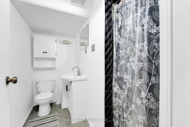 Additional image 31 of 18 Jasmine Sq