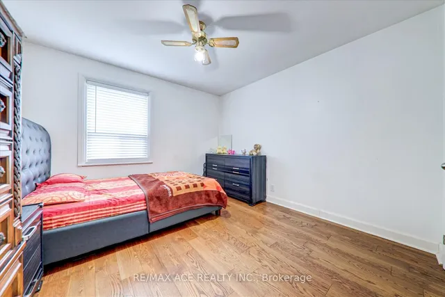 Additional image 20 of 12 Restever Gate