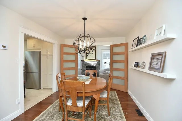 Additional image 16 of 625 Ardleigh Cres