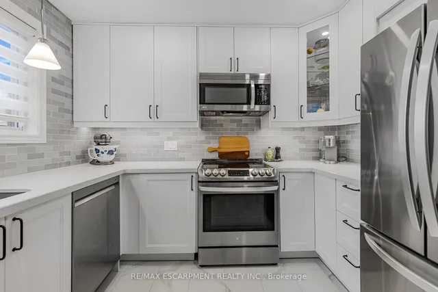 Additional image 13 of 1532 Sixth Line Unit 9