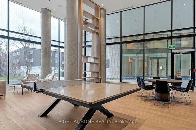 Additional image 42 of 3100 Keele St Unit 612