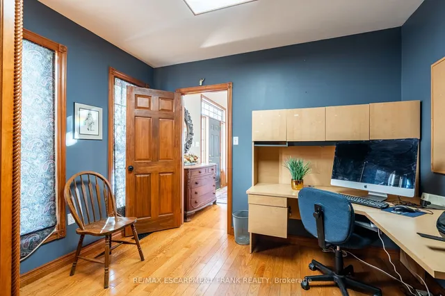 Additional image 11 of 3260 Guyatt Rd