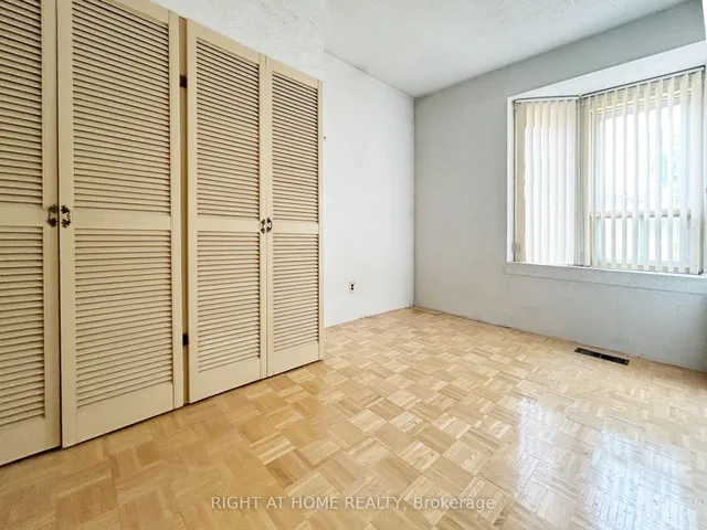 Additional image 4 of 1313 Gerrard St