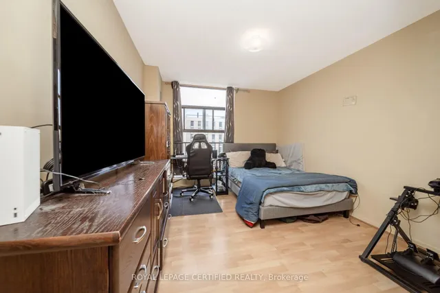 Additional image 9 of 135 Marlee Ave Unit 1703