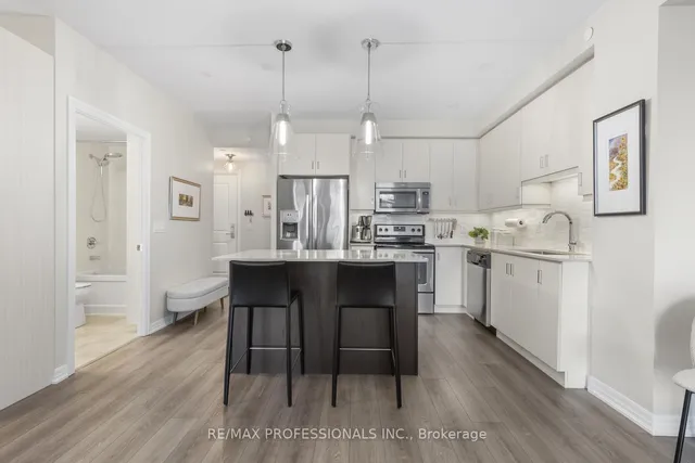 Additional image 7 of 3563 Lake Shore Blvd Unit 305