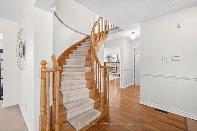 Additional image 19 of 3264 Mead Cres