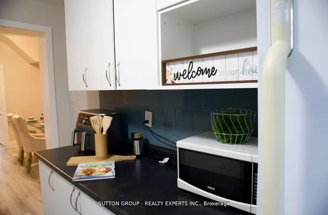 Additional image 8 of 7 Cluny Ave