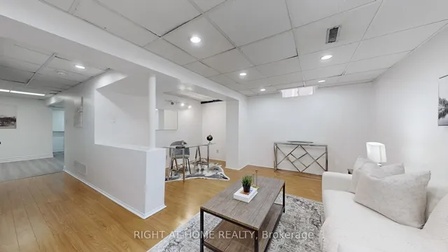 Additional image 25 of 38 Ponymill Dr