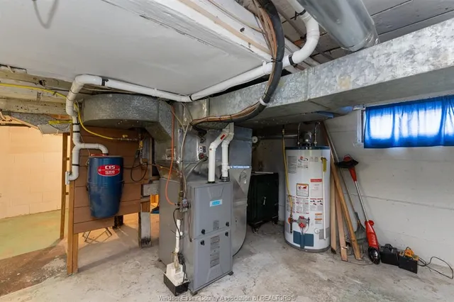 Additional image 18 of 354 FRONT St