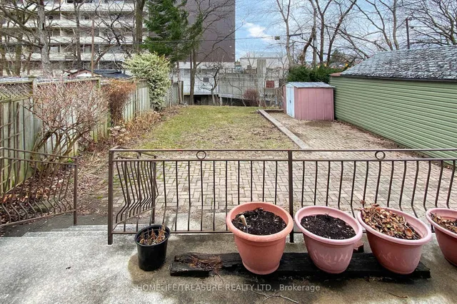 Additional image 34 of 44 Grandville Ave