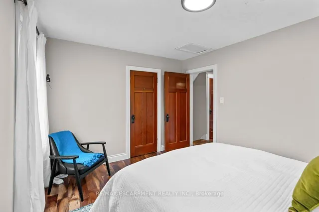 Additional image 23 of 92 Graham Ave