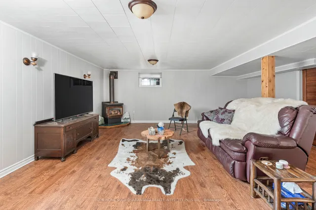 Additional image 31 of 8 Neapolitan Dr