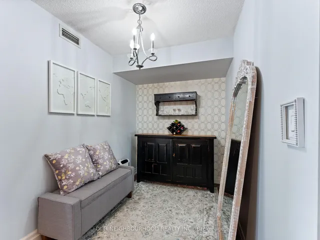 Additional image 37 of 15 Fort York Blvd Unit 1208