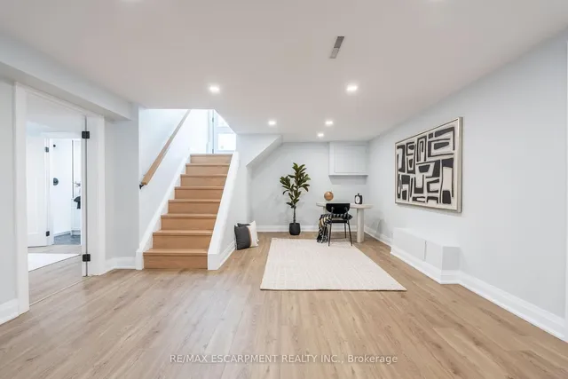 Additional image 35 of 11 James St