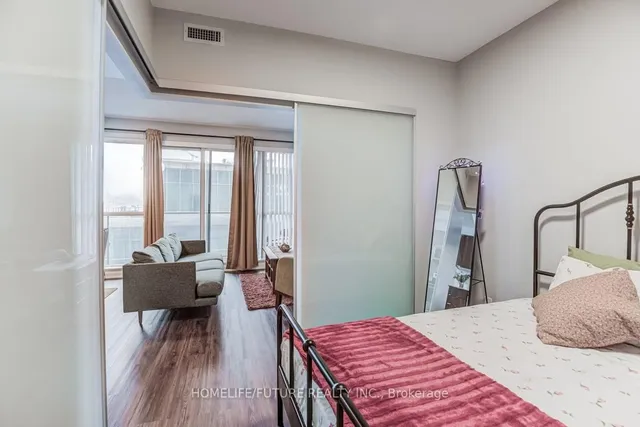 Additional image 16 of 150 East Liberty St Unit 1605