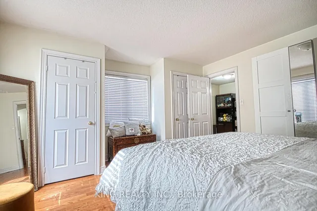 Additional image 25 of 3 Xavier Crt