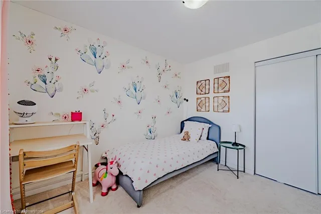 Additional image 26 of 297 Fellowes Cres