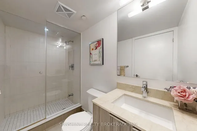 Additional image 38 of 955 Bay St Unit 905