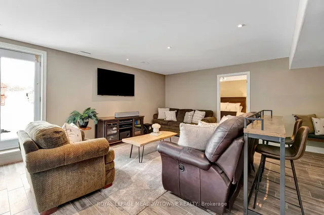 Additional image 24 of 128 Carlisle Rd