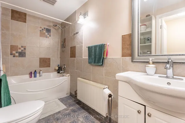 Additional image 17 of 439 KING WILLIAM St