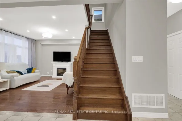 Additional image 15 of 94 IRWIN Ave