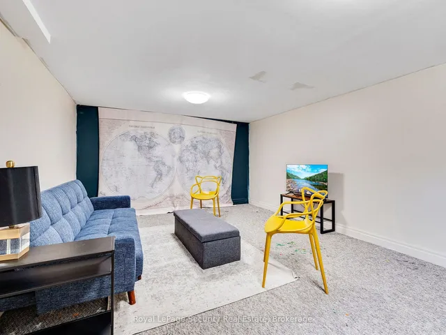 Additional image 26 of 8 Kingsgarden Rd