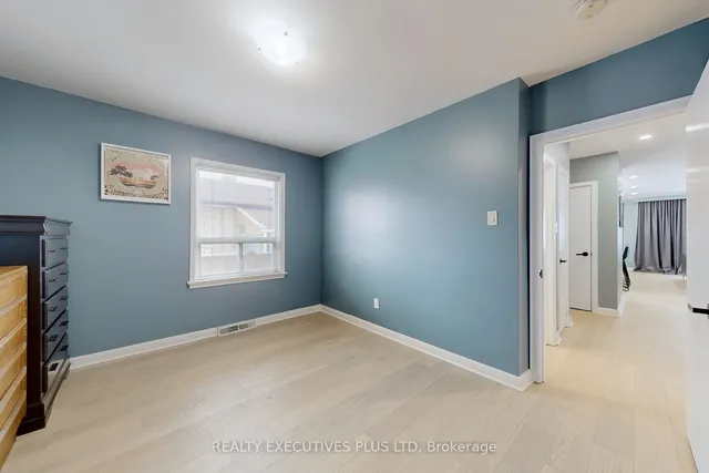 Additional image 17 of 6 Azrock Rd