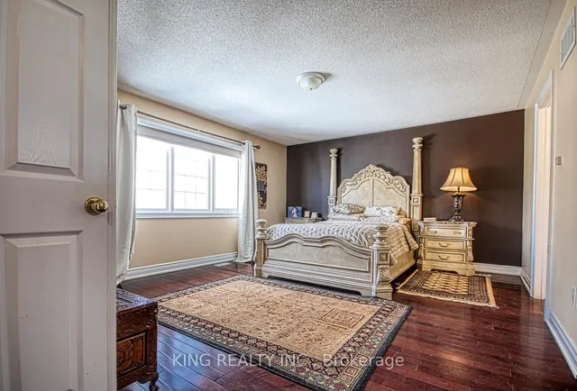 Additional image 17 of 3 Xavier Crt