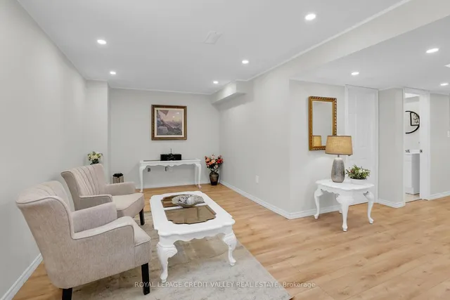 Additional image 40 of 87 Westfield Cres