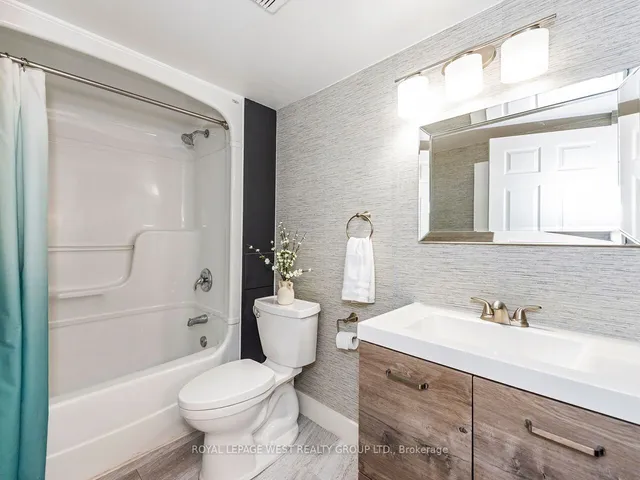 Additional image 31 of 2020 Cleaver Ave Unit 205