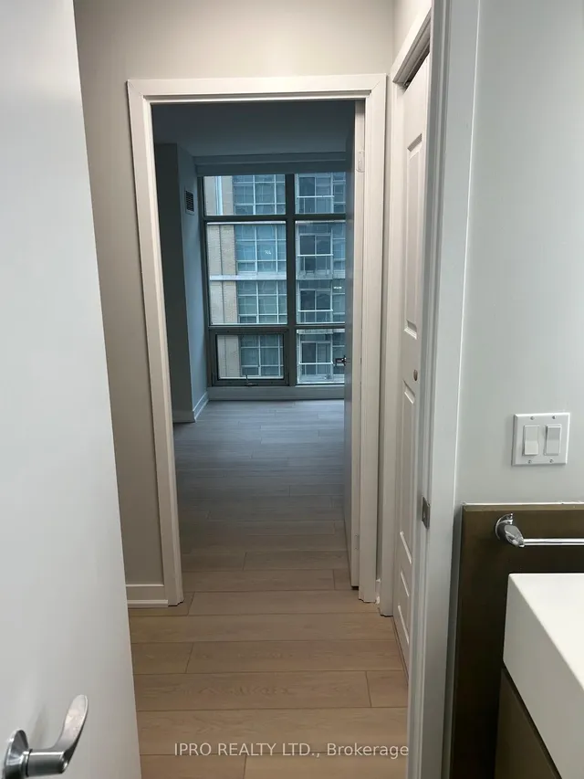 Additional image 24 of 10 Navy Wharf Crt Unit 612